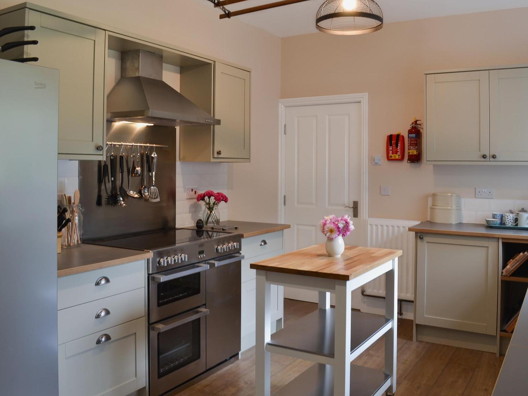 The Garden Cottage Rudston Екстериор снимка